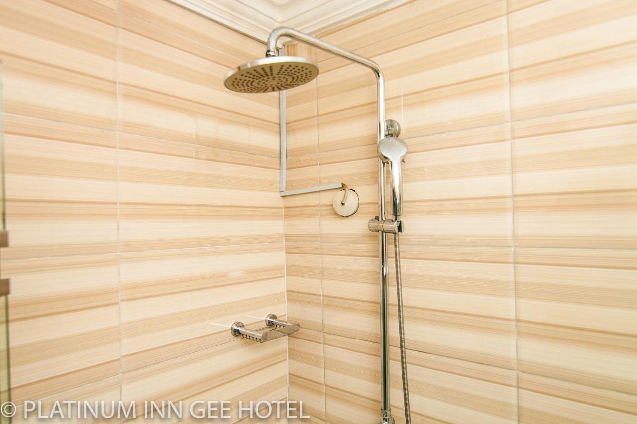 Platinum Inn Gee Hotel Suru Lere Exteriér fotografie