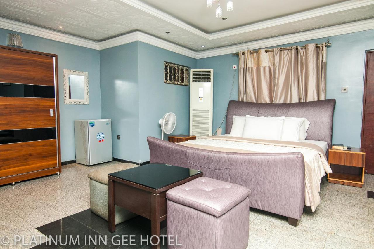 Platinum Inn Gee Hotel Suru Lere Exteriér fotografie