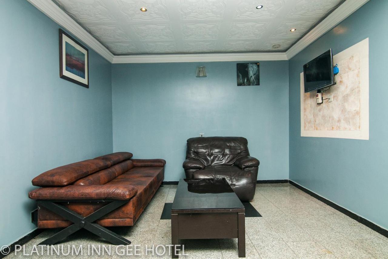Platinum Inn Gee Hotel Suru Lere Exteriér fotografie