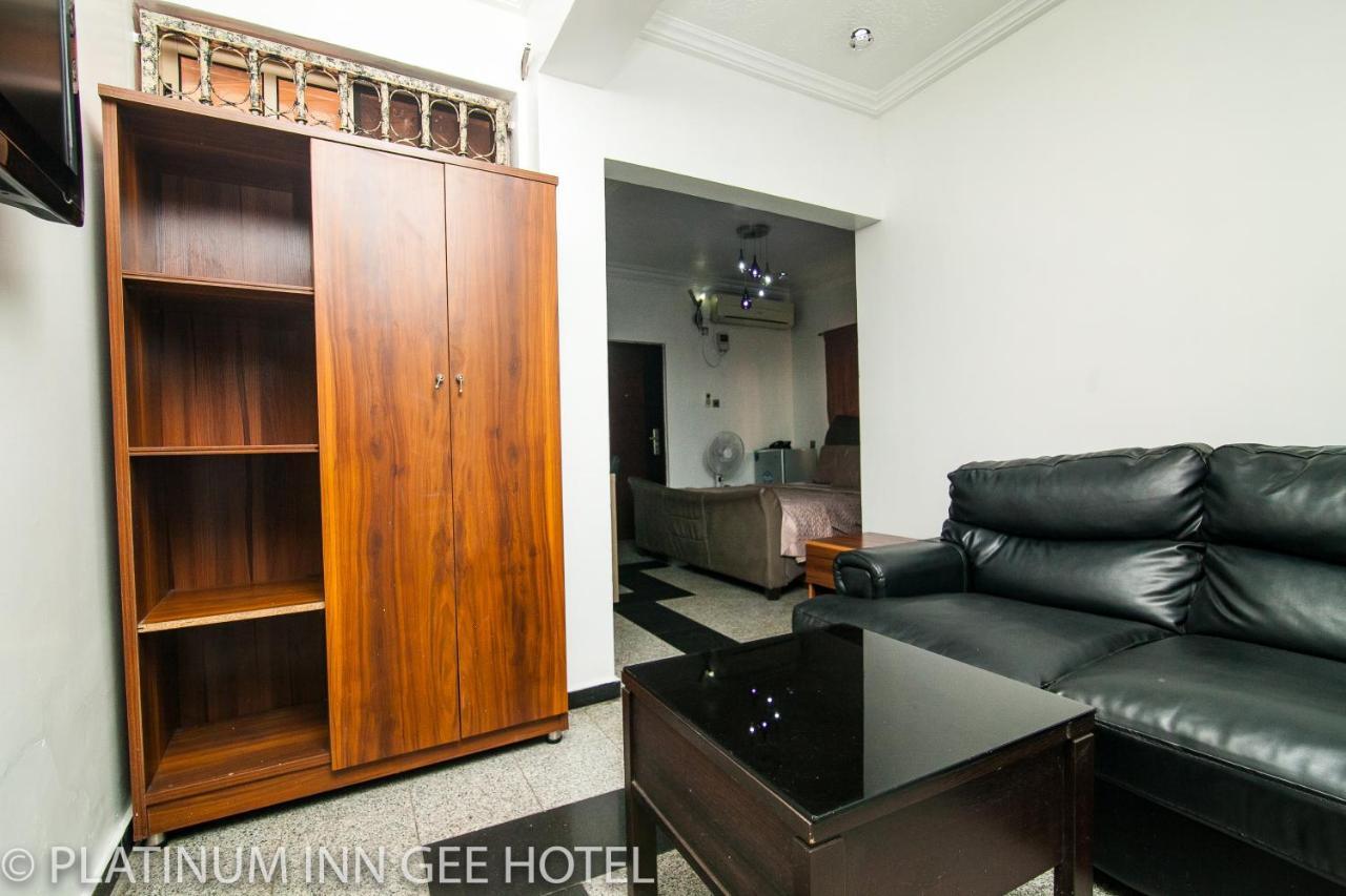 Platinum Inn Gee Hotel Suru Lere Exteriér fotografie
