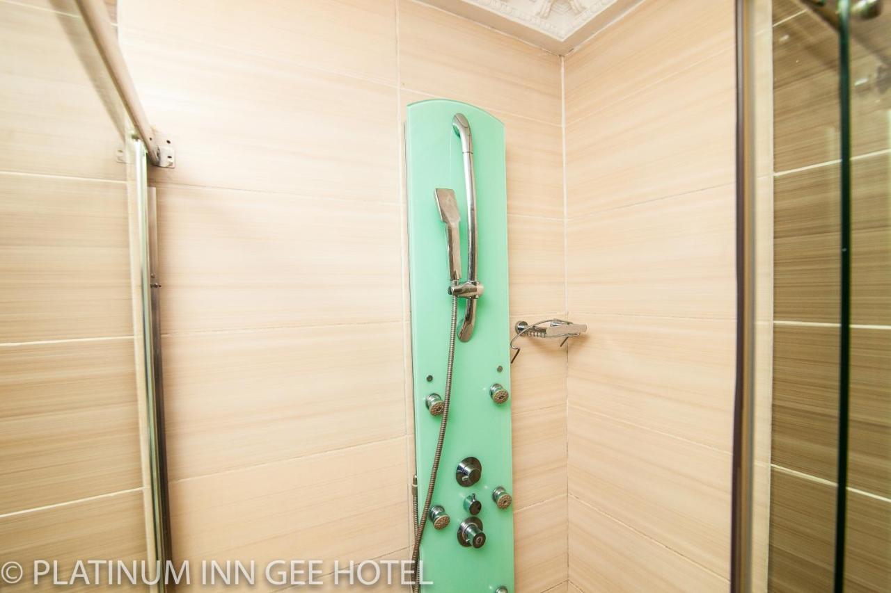 Platinum Inn Gee Hotel Suru Lere Exteriér fotografie